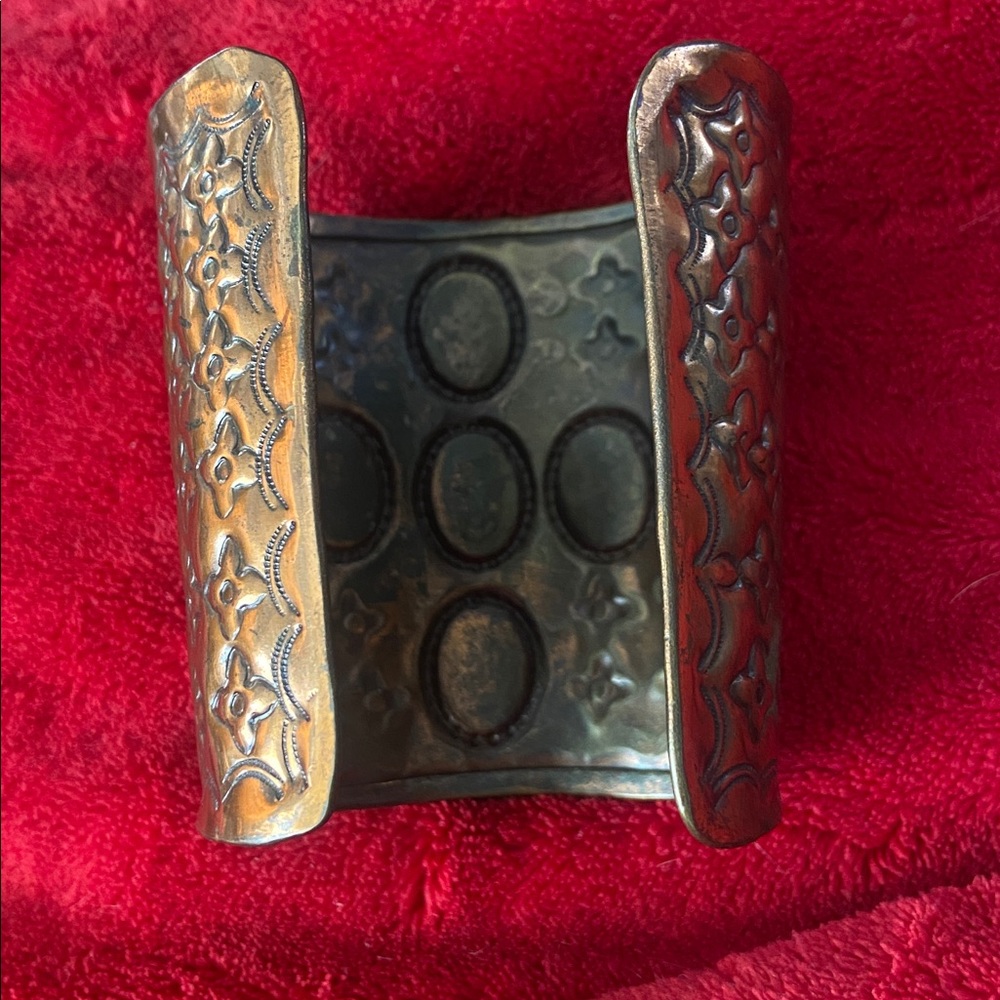 Copper Cuff - Picture 2 of 3